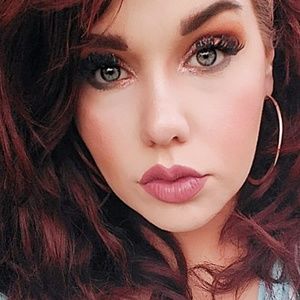 Meet your Posher, Christy